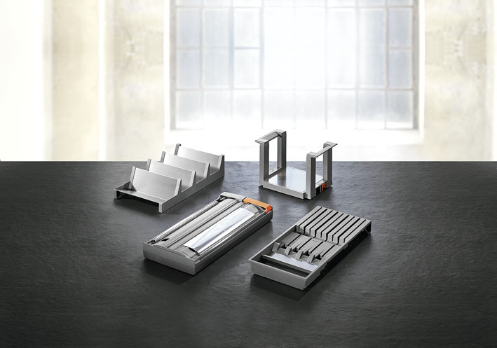 ZC7A0P0C AMBIA-LINE FOR LEGRABOX C HEIGHT STEEL TERRA BLACK MATT MATT CHIPBOARD BACK ADAPTER, LENGTH: 217.5