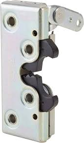 PLUG,SNAP-IN,12MM ID,LATCH,BEAR-CLAW,DOOR,YUMA